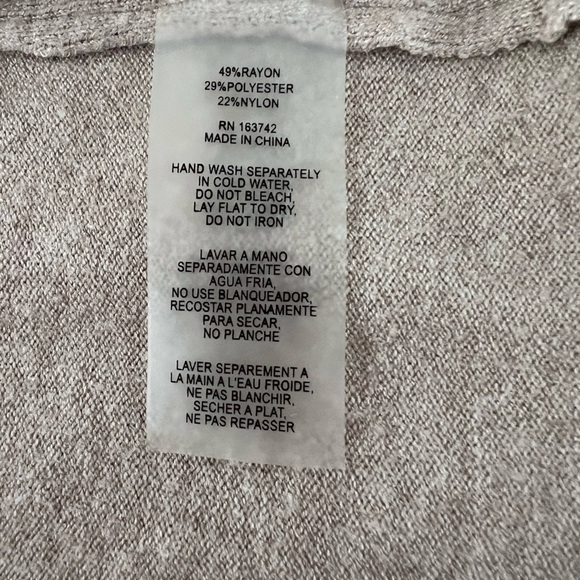 AAEDA Embroidered cardigan in sand color, medium size - Picture 7 of 7